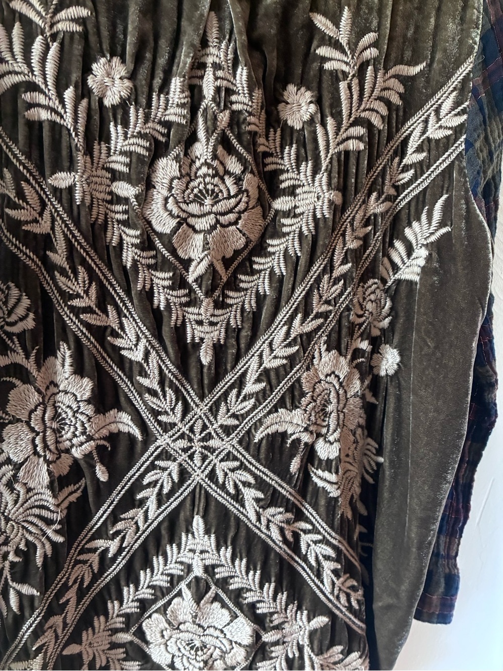 Johnny Was Plaid Velvet Back Embroidered Button Down Blue XL Autumn Style - Picture 4 of 10